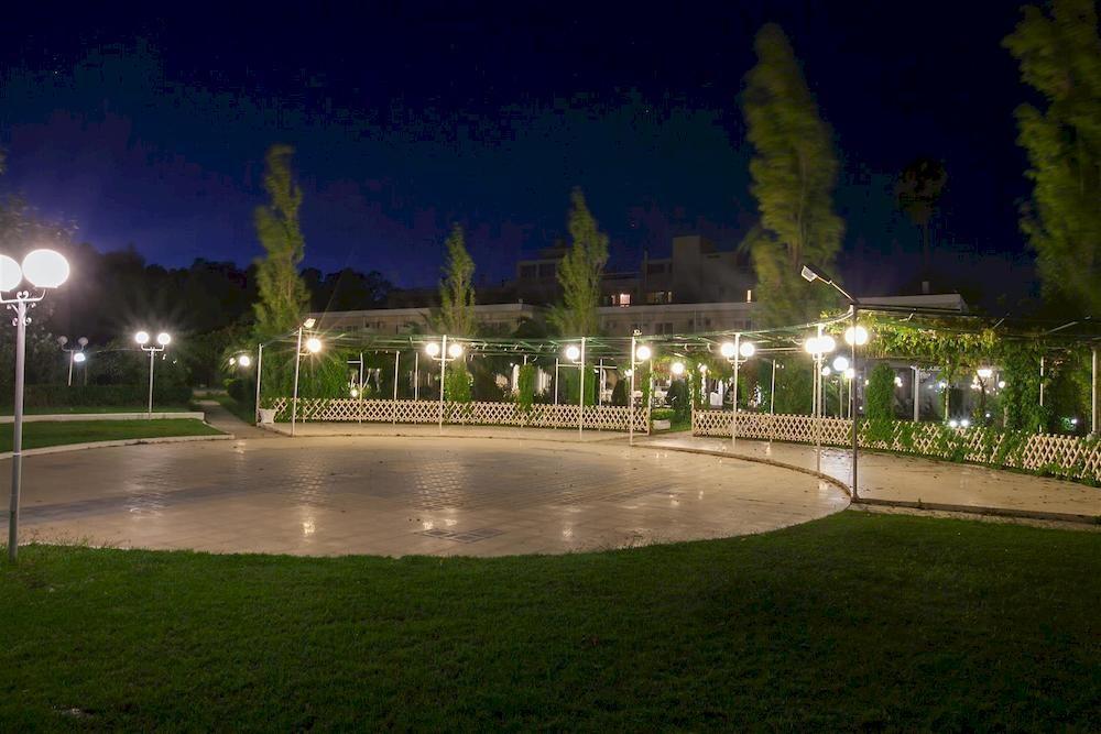 Hotel Theoxenia Anex Mesolóngion 외부 사진