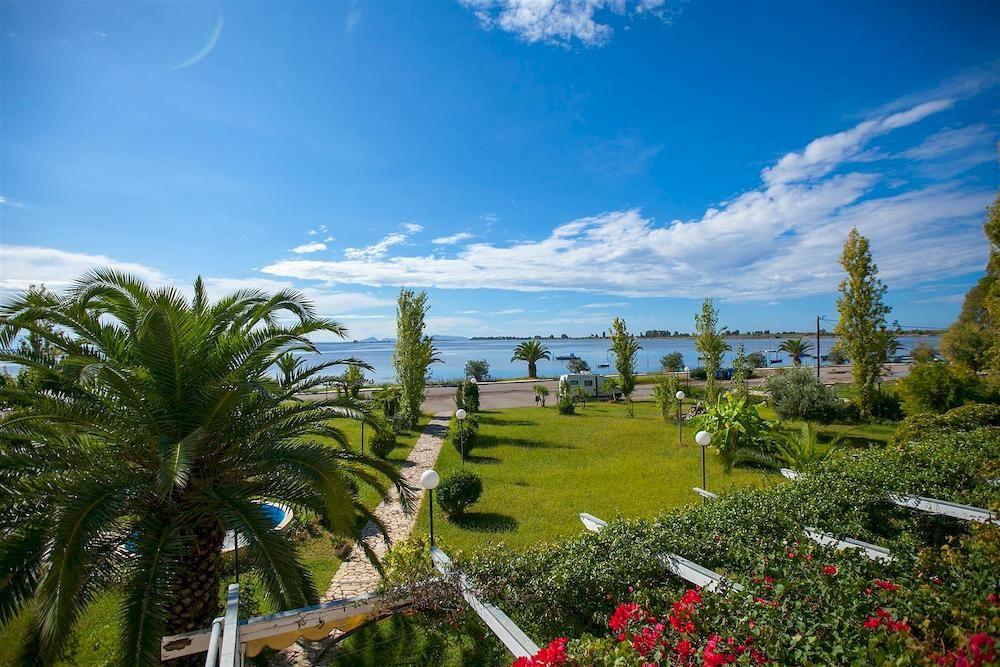 Hotel Theoxenia Anex Mesolóngion 외부 사진